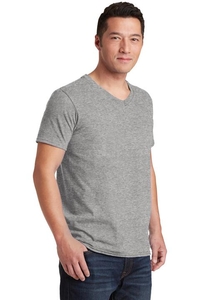 64V00 - Gildan Softstyle V-Neck T-Shirt