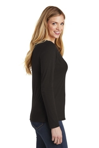 DT6201 - District Women's Very Important Tee Long Sleeve V Neck