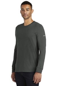 NKBQ5232 - Nike Core Cotton Long Sleeve Tee