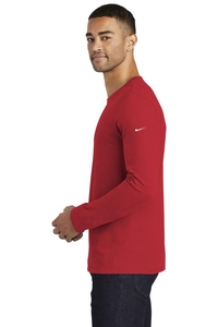 NKBQ5232 - Nike Core Cotton Long Sleeve Tee