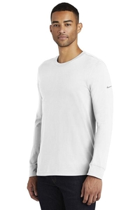 NKBQ5232 - Nike Core Cotton Long Sleeve Tee