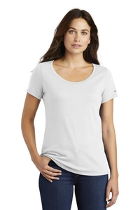 NKBQ5236 - Nike Ladies Core Cotton Scoop Neck Tee