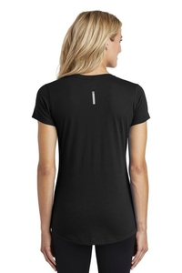 LOE337 - OGIO ENDURANCE Ladies Peak V-Neck Tee